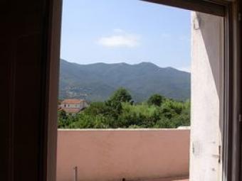 DUPLEX 3 BEDROOMS APARTMENT St Genis Des Fontaines